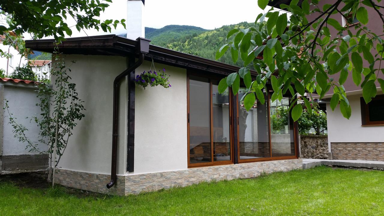 Kavdanski Guesthouse Sapareva Banya Buitenkant foto